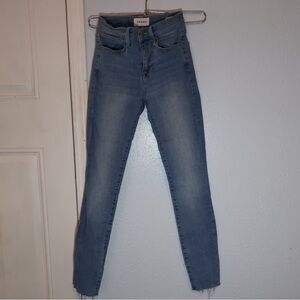 Frame Denim Light Wash High-Rise Skinny Jeans